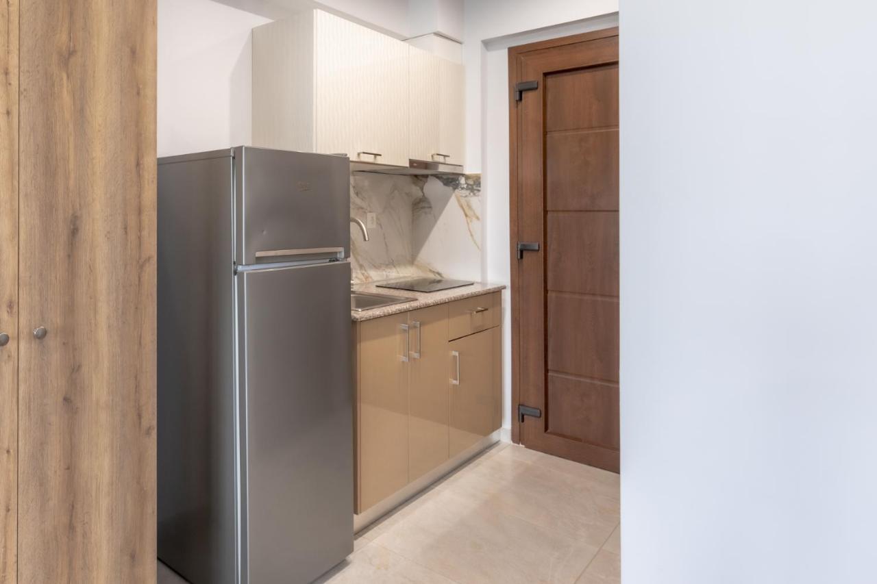 Sunshine Rooms And Suites Vrasná Екстериор снимка