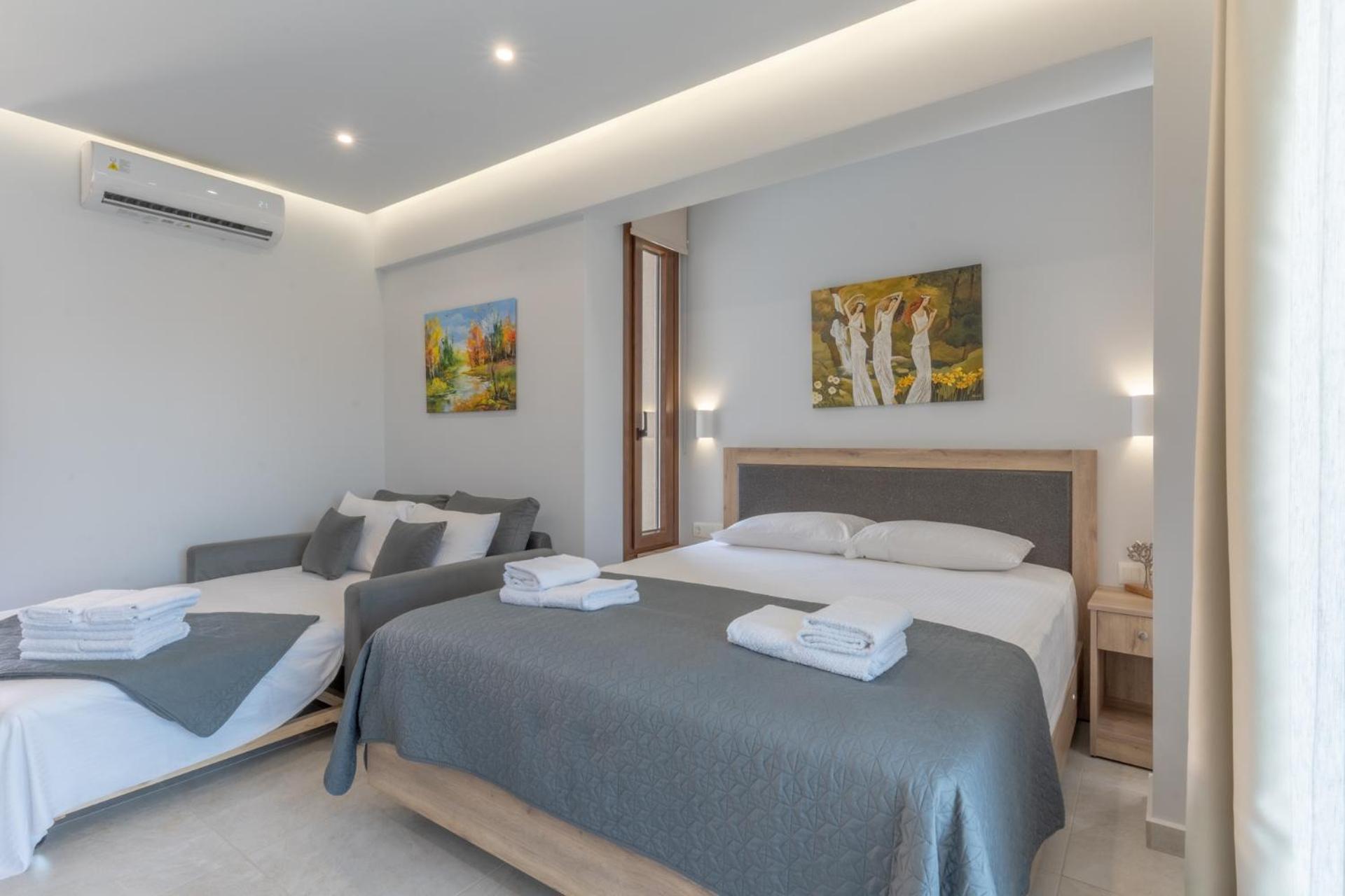 Sunshine Rooms And Suites Vrasná Екстериор снимка